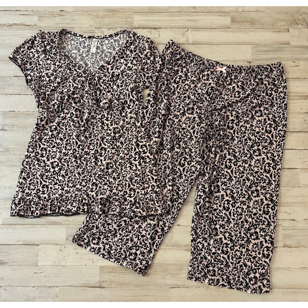 Marilyn Monroe 2 Piece Pajama Set Womens M Top and Capris EUC